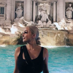 Meet your Posher, Madison